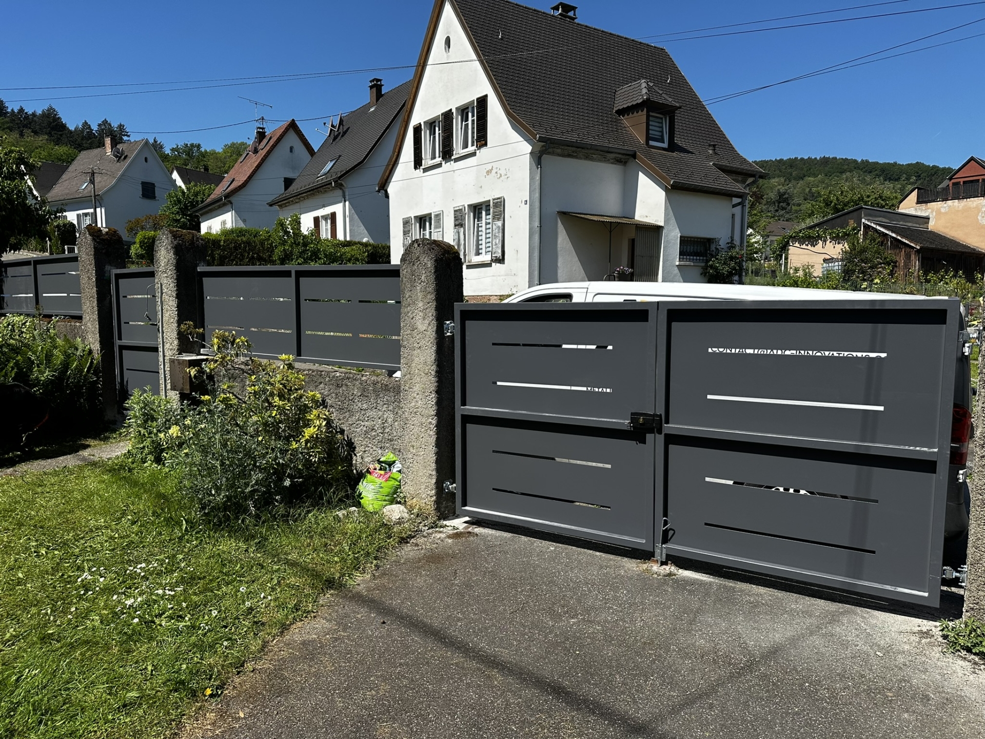 Portail, portillon et clôture