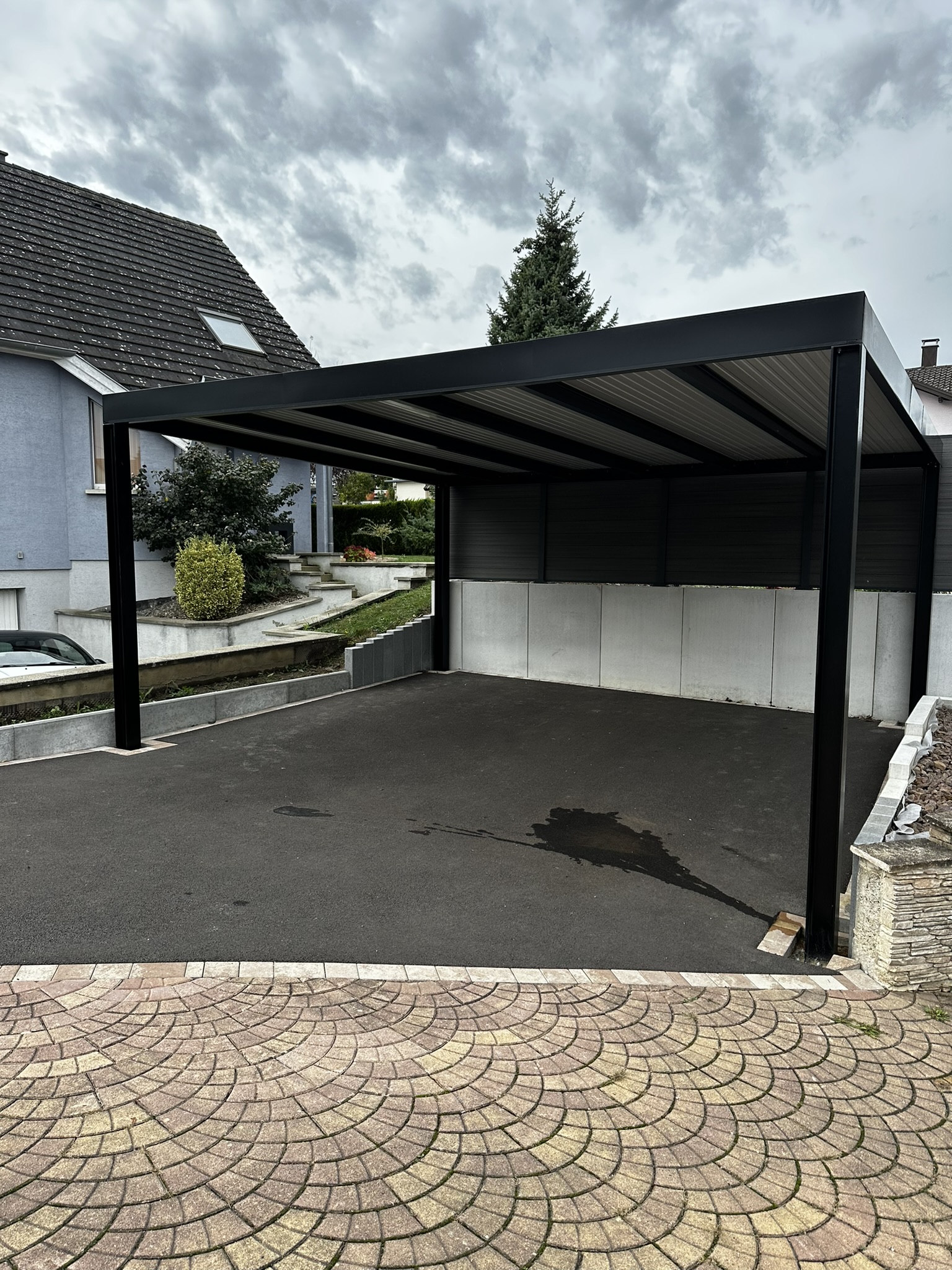 Carport en acier